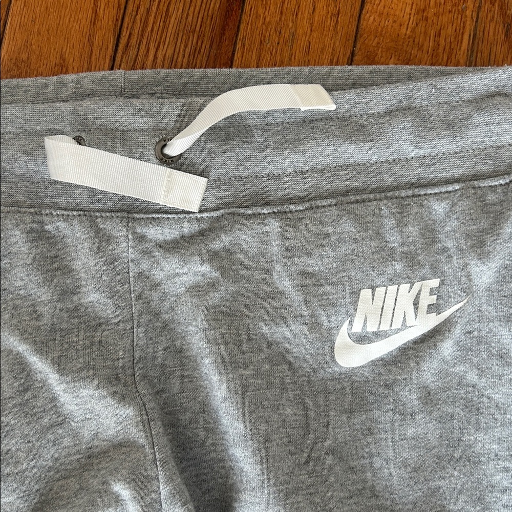 Nike Womens Light Gray Joggers - Picture 2 of 8